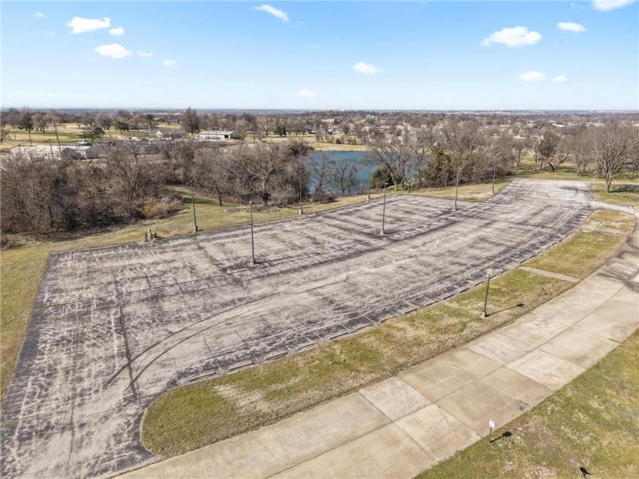 Main surface parking lot